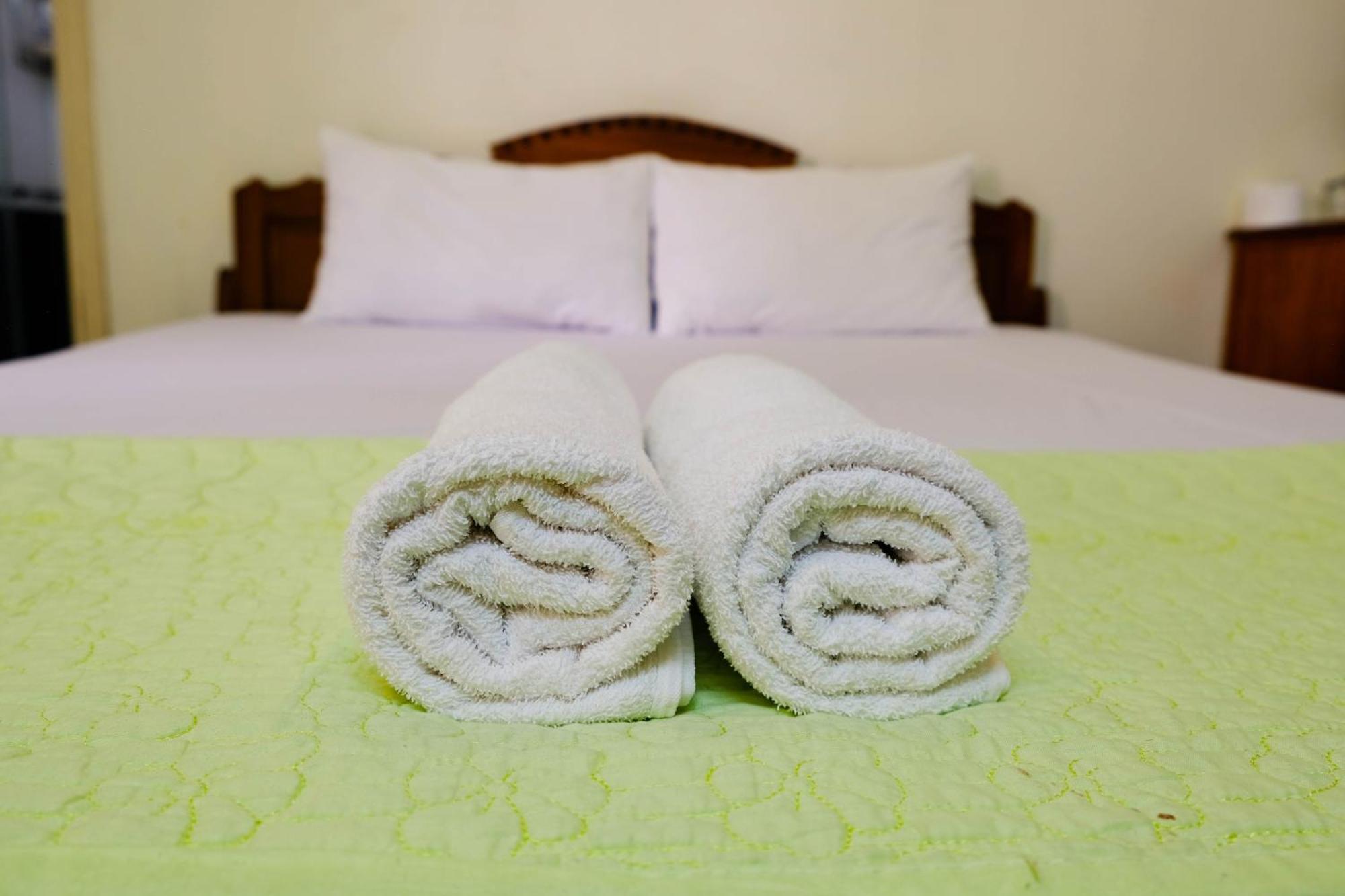 Lucky Hoi An Hotel Экстерьер фото