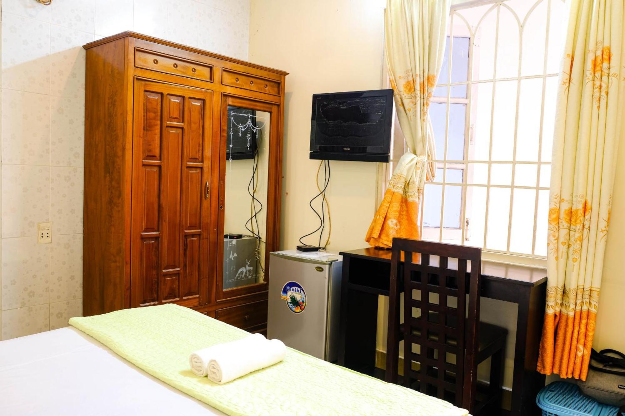 Lucky Hoi An Hotel Экстерьер фото