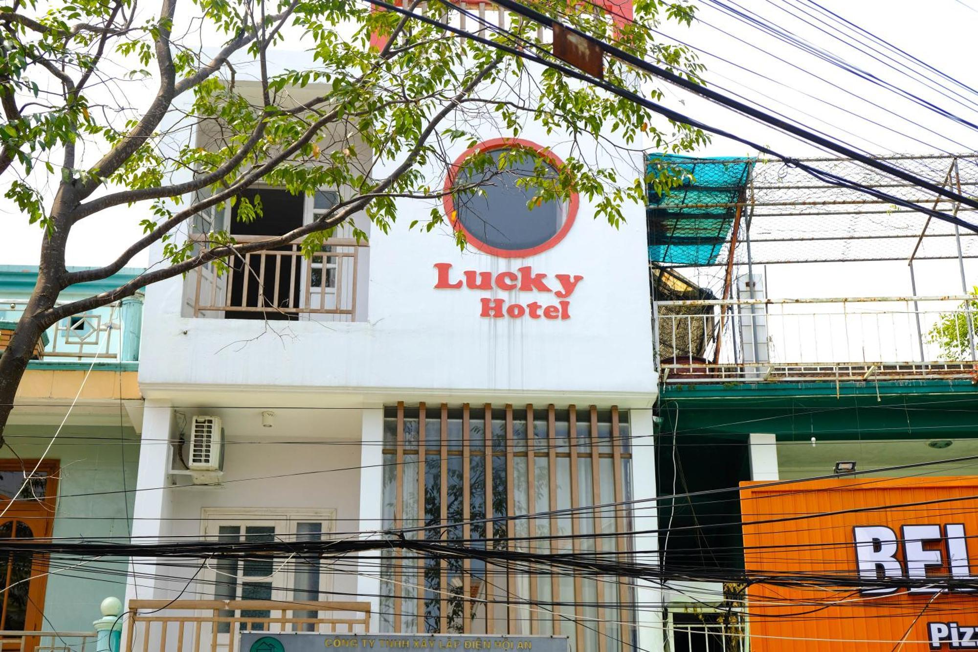 Lucky Hoi An Hotel Экстерьер фото