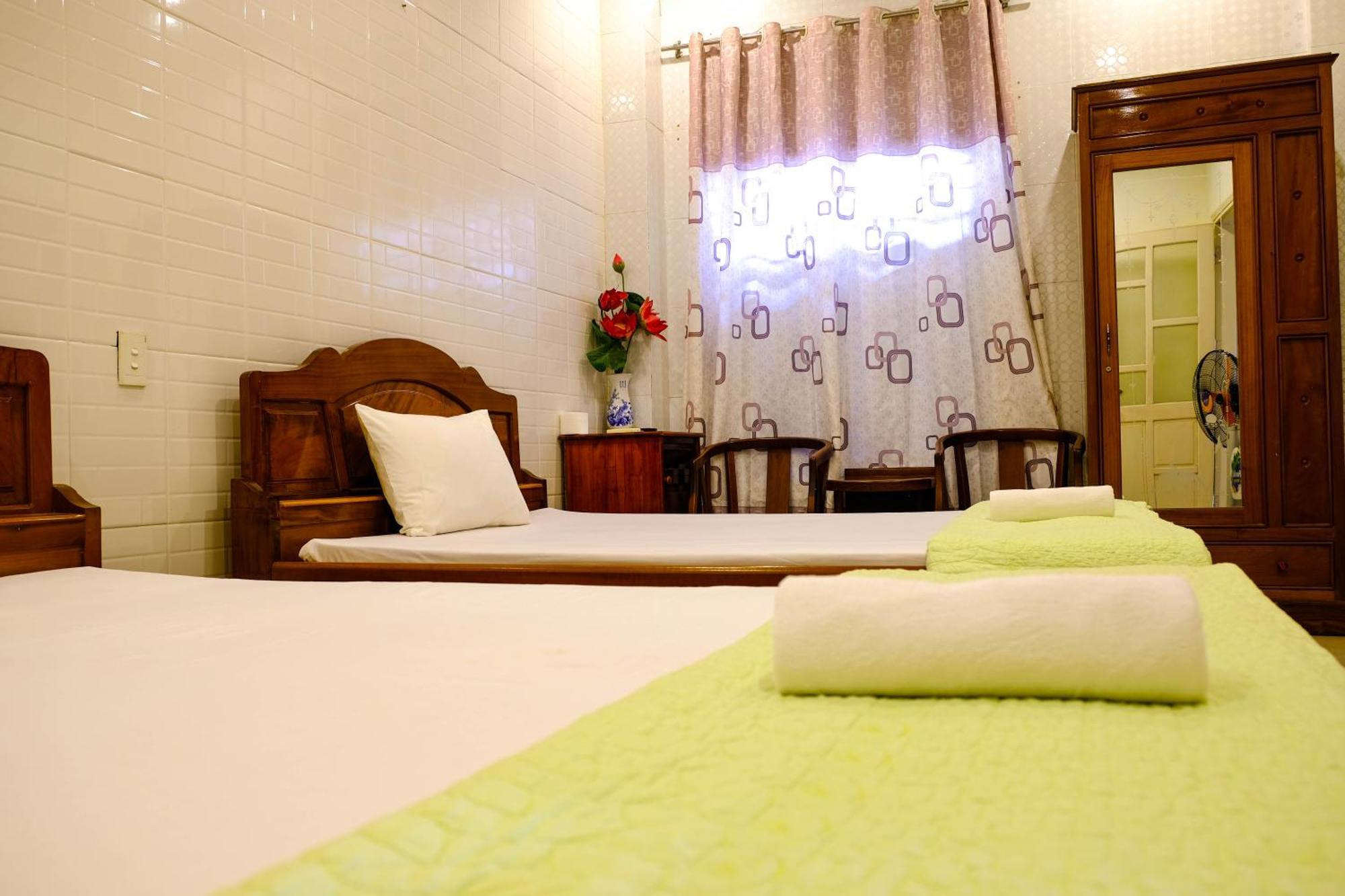 Lucky Hoi An Hotel Экстерьер фото