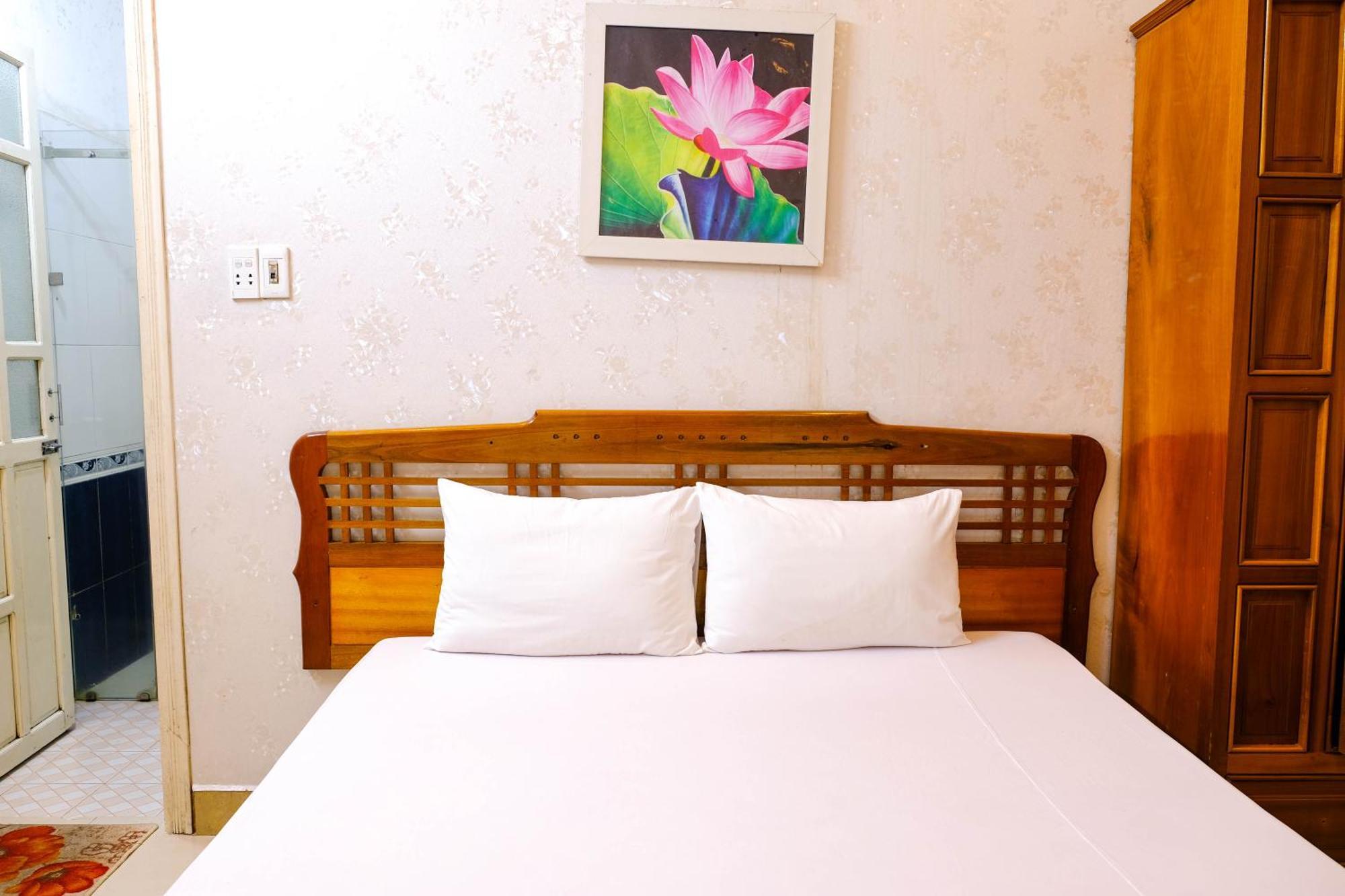 Lucky Hoi An Hotel Экстерьер фото