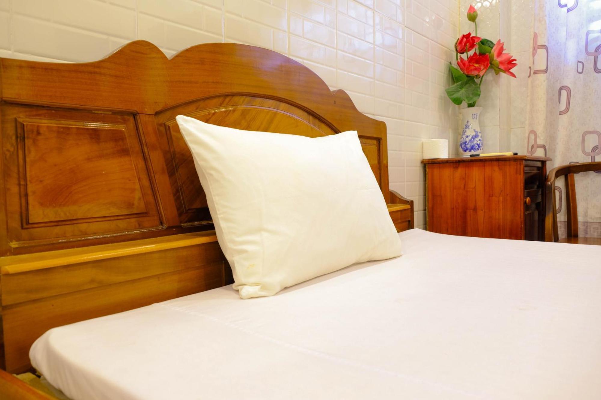 Lucky Hoi An Hotel Экстерьер фото