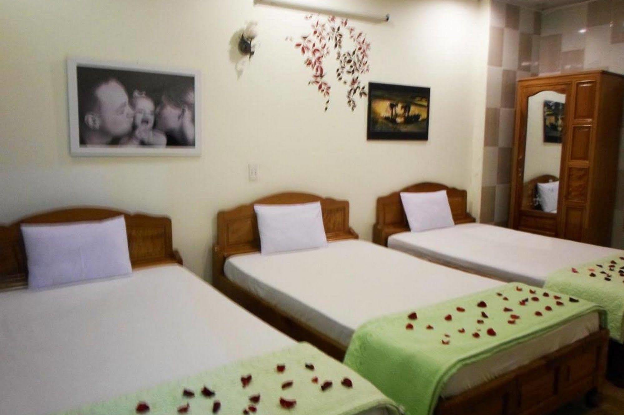 Lucky Hoi An Hotel Экстерьер фото
